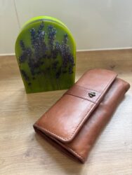 How to make money from resin