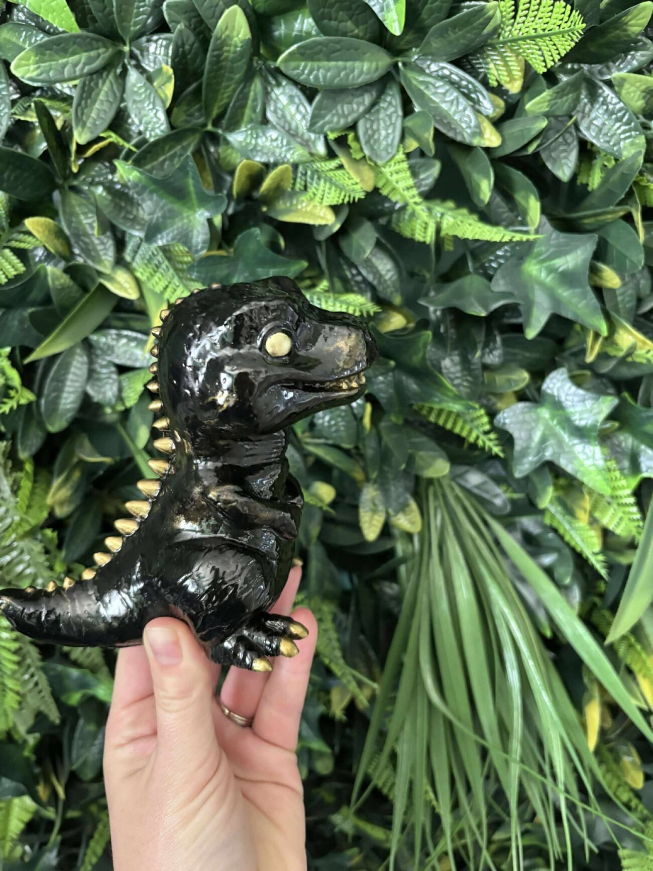 Let's Resin Epoxy Dinosaur Tutorial