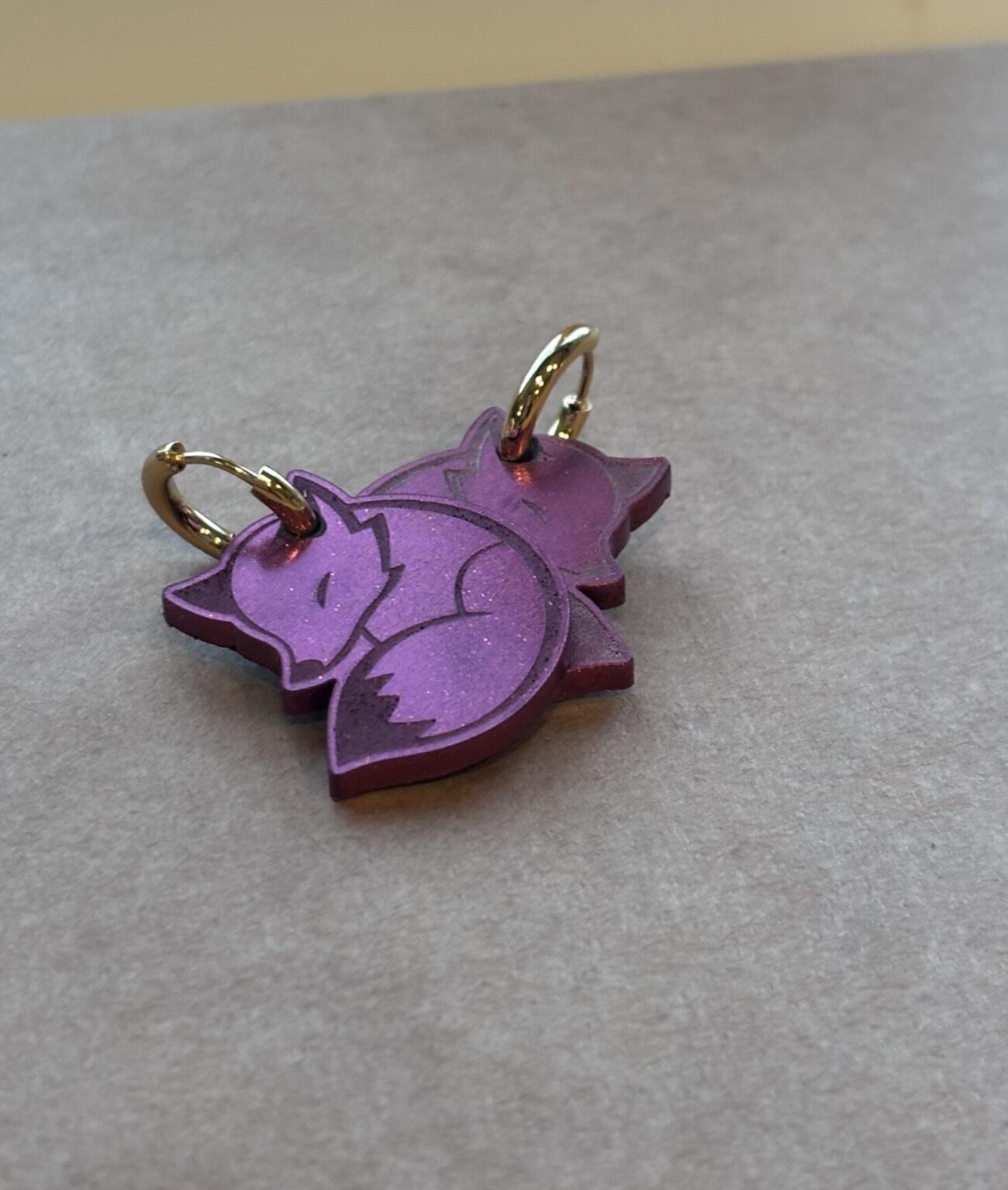 Epoxy resin fox earring tutorial